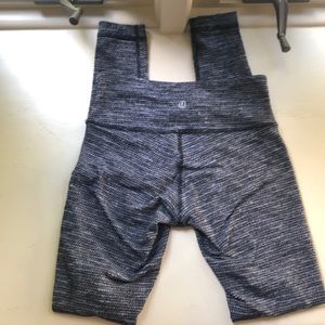Lululemon size 4 Wunderunder pant